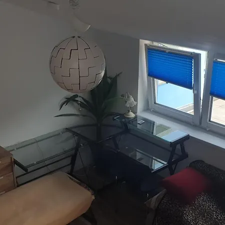3 Seperate - 1,5 - 2,5 - 3,5 Mit Sauna And Kamin Lägenhet München